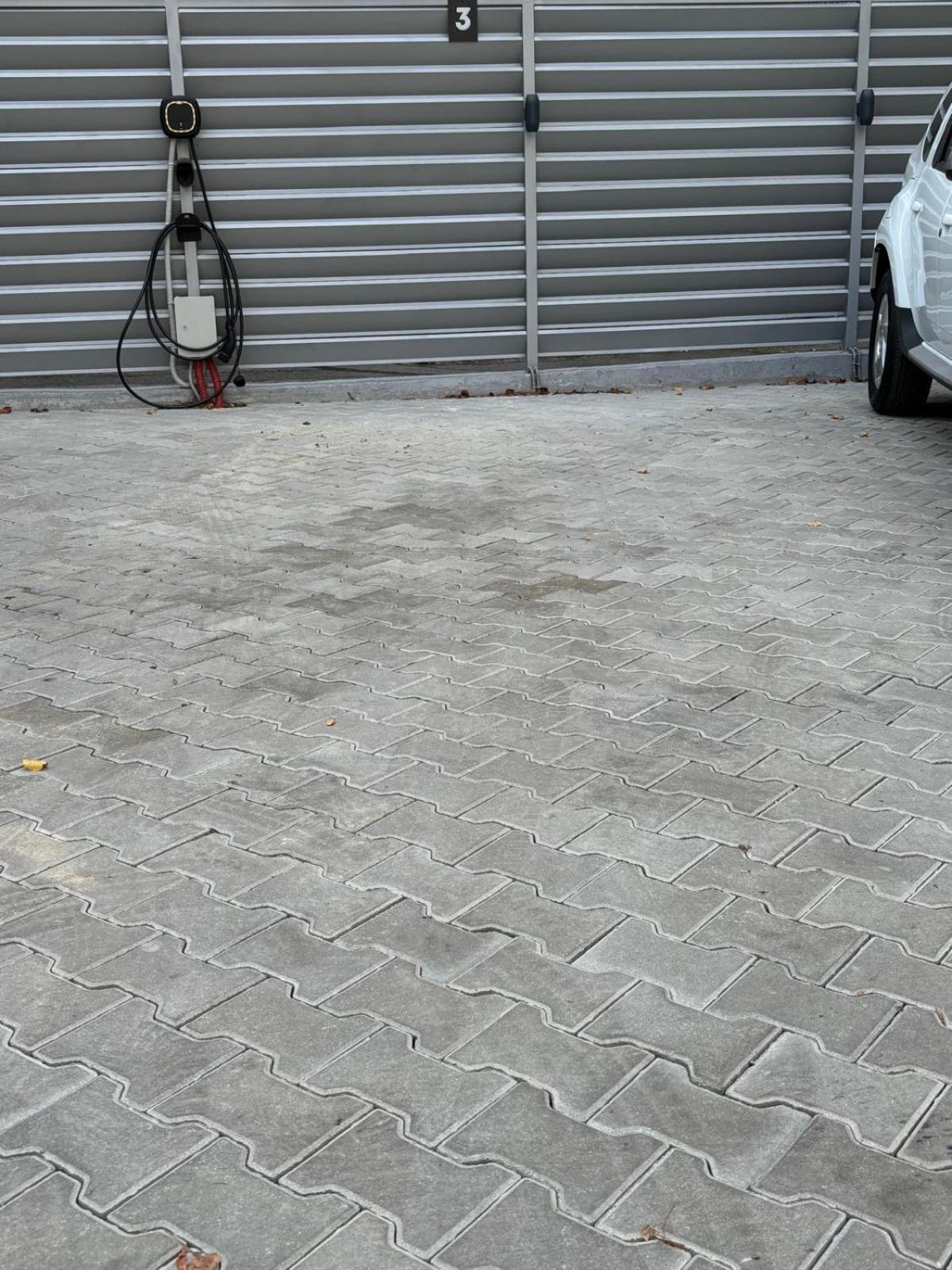 Apartment Luxurious House With Three Deluxe & Free Parking *